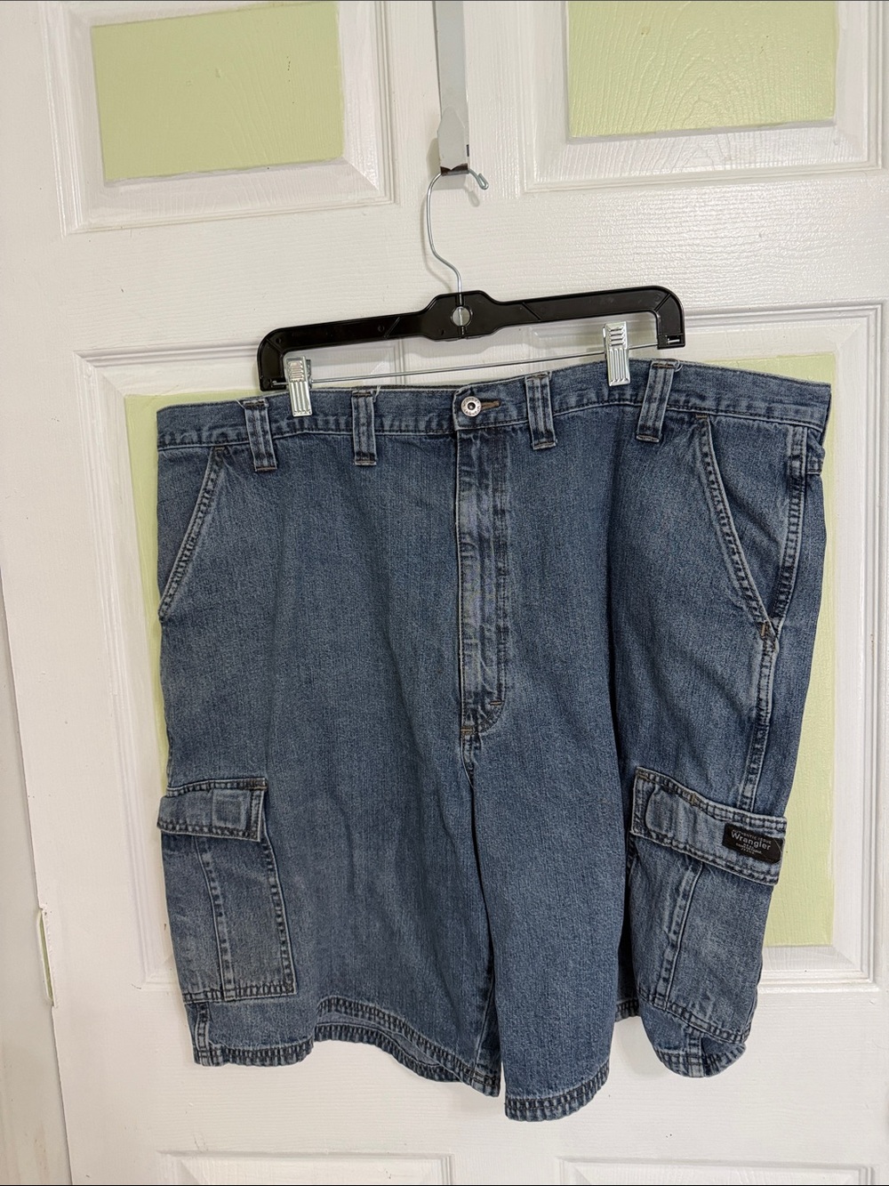 (0000) Wrangler Relaxed Blue Denim Cargo Shorts, Size: 44